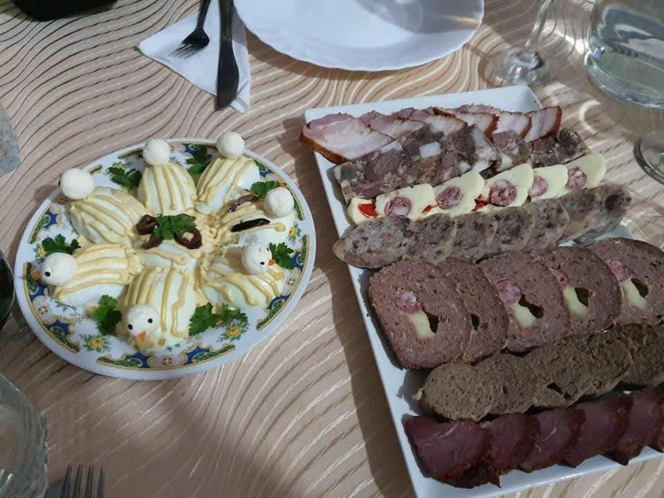 Pensiunea Agroturistica Casa Colinita Vatra Moldoviţei Exterior foto