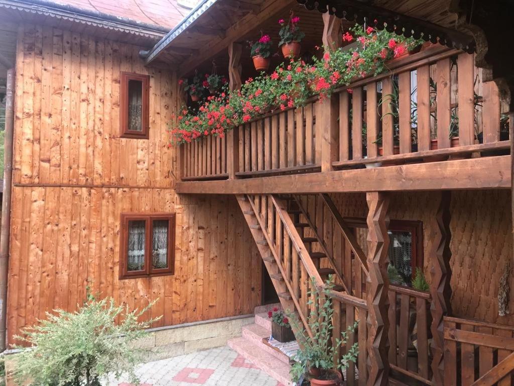 Pensiunea Agroturistica Casa Colinita Vatra Moldoviţei Exterior foto