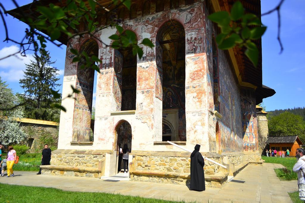 Pensiunea Agroturistica Casa Colinita Vatra Moldoviţei Exterior foto
